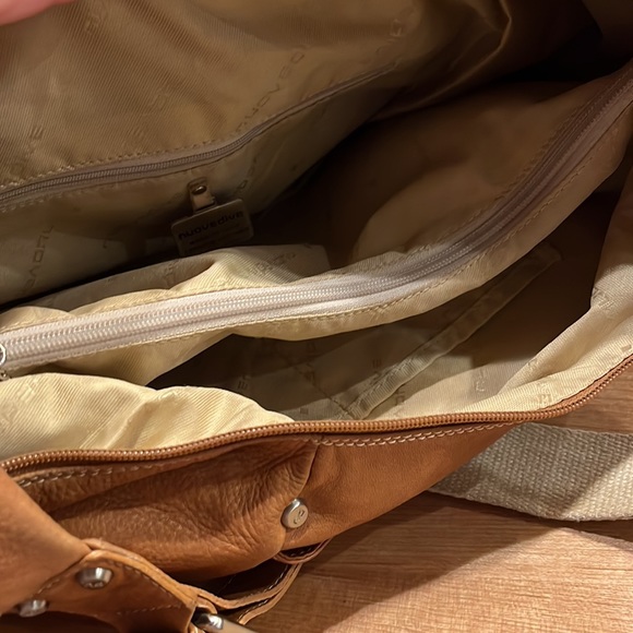 Nouvedive Leather handbag with beautiful silver accents - Picture 6 of 6